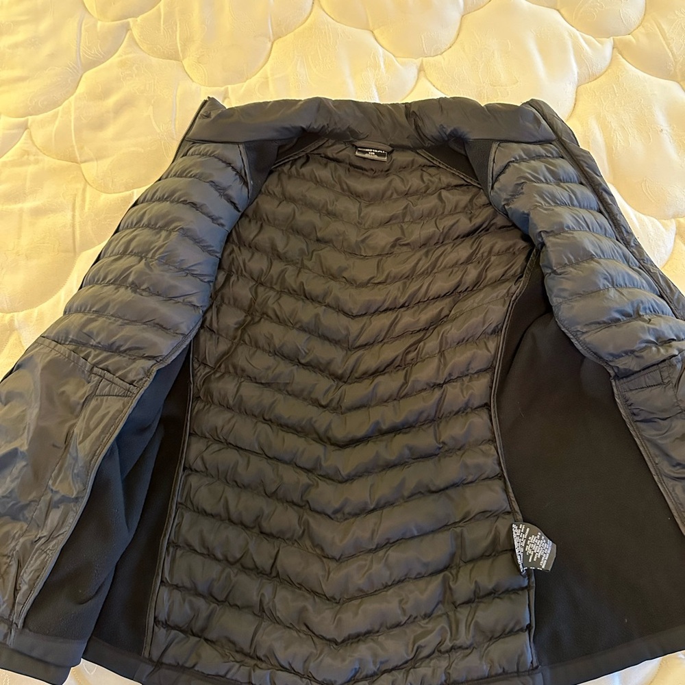 Puffer Jacket - Picture 2 of 4